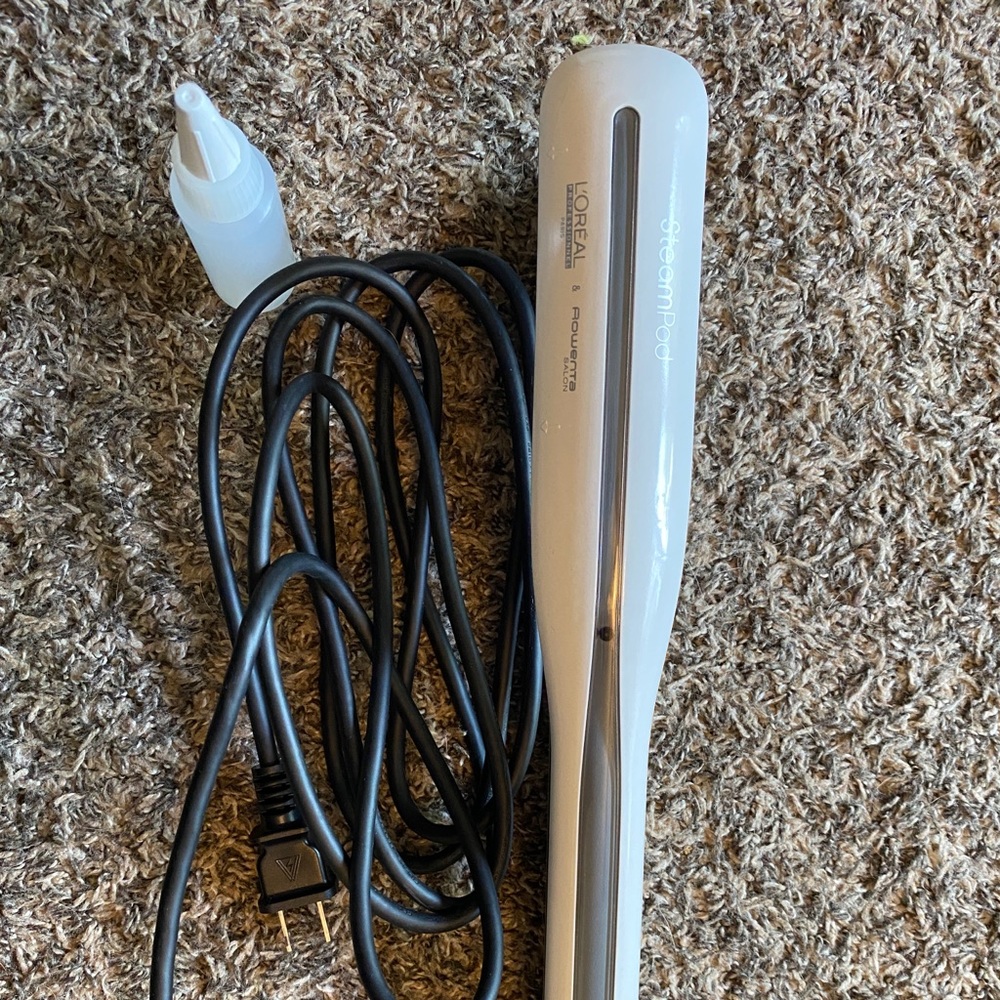 L'oreal Professional steampod flat iron
